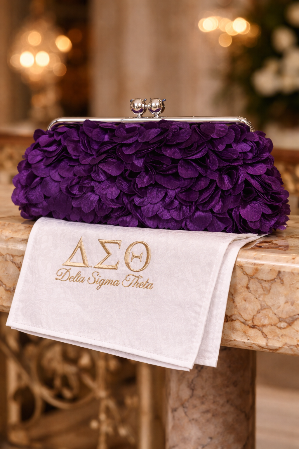 Violets and Pearls Clutch Set